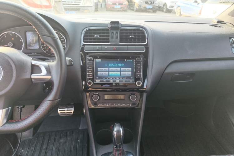 Used Volkswagen Polo 2012 1.4TSI GTI Audio And AC Panel
