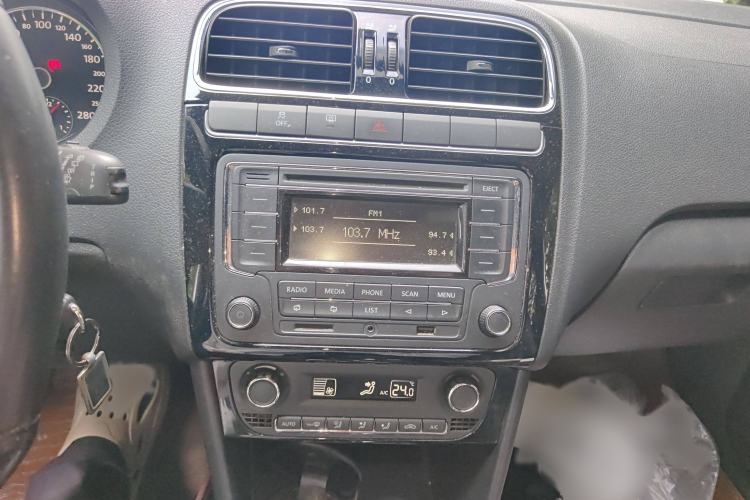 Used Volkswagen Polo 2012 1.4TSI GTI Audio And AC Panel