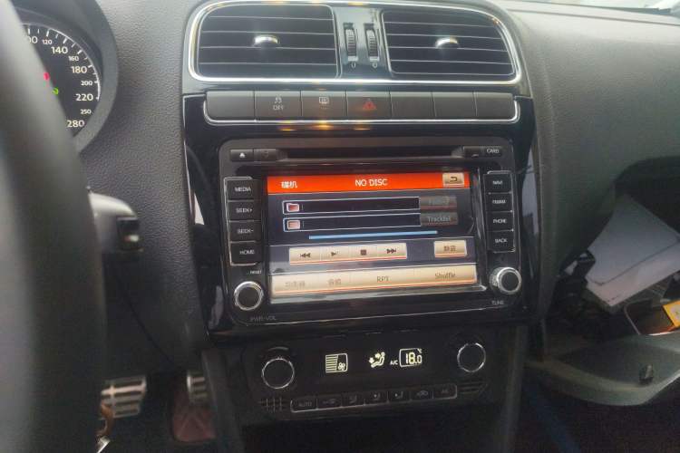Used Volkswagen Polo 2012 1.4TSI GTI Audio And AC Panel