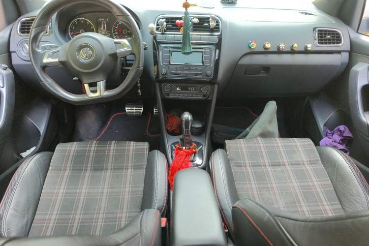 Used Volkswagen Polo 2012 1.4TSI GTI Center Console