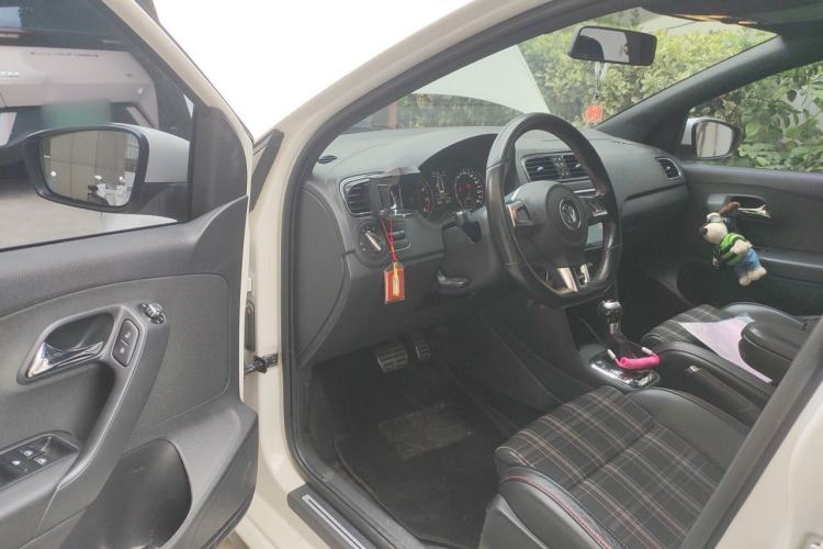 Used Volkswagen Polo 2012 1.4TSI GTI Driver Seat