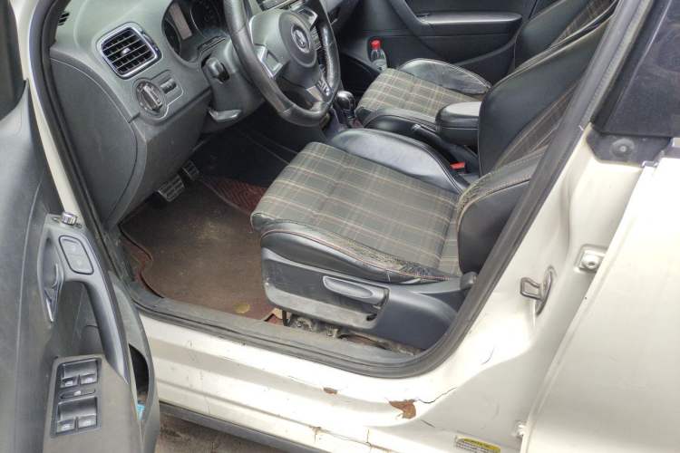 Used Volkswagen Polo 2012 1.4TSI GTI Driver Seat
