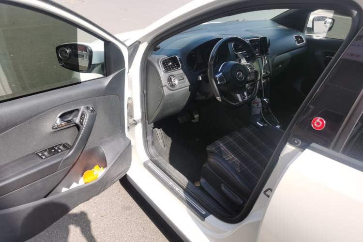 Used Volkswagen Polo 2012 1.4TSI GTI Driver Seat