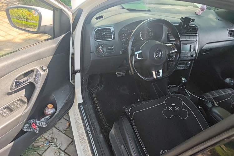 Used Volkswagen Polo 2012 1.4TSI GTI Driver Seat