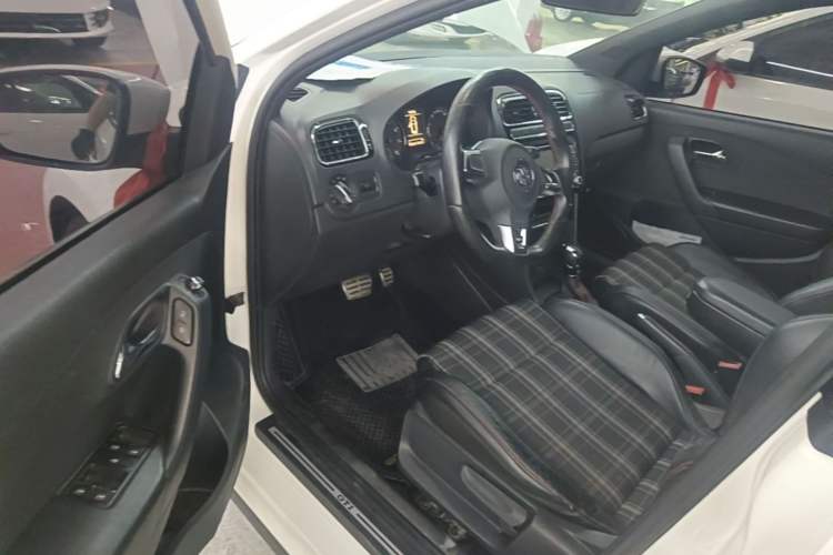 Used Volkswagen Polo 2012 1.4TSI GTI Driver Seat