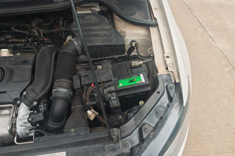 Used Volkswagen Polo 2012 1.4TSI GTI Engine Bay Left