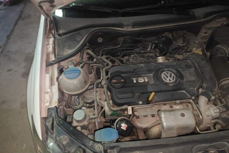 Used Volkswagen Polo 2012 1.4TSI GTI Engine Bay Right