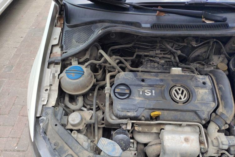 Used Volkswagen Polo 2012 1.4TSI GTI Engine Bay Right