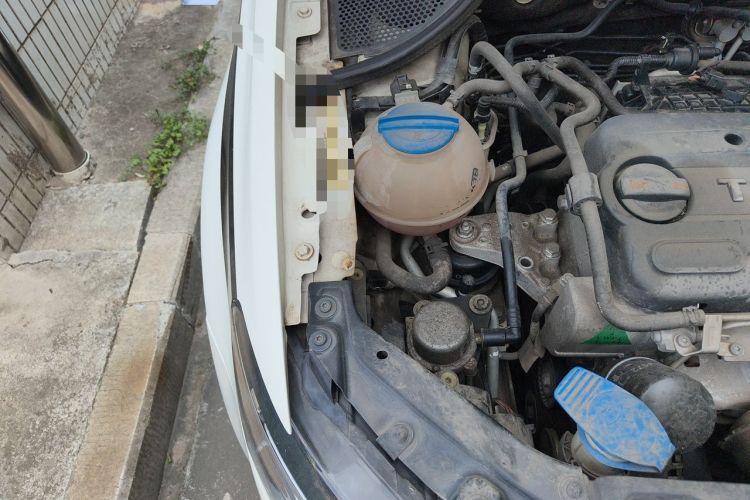 Used Volkswagen Polo 2012 1.4TSI GTI Engine Bay Right