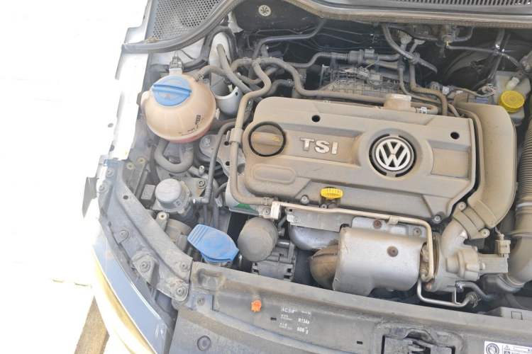 Used Volkswagen Polo 2012 1.4TSI GTI Engine Bay Right
