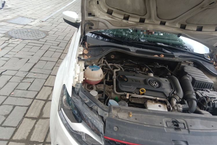 Used Volkswagen Polo 2012 1.4TSI GTI Engine Bay Right