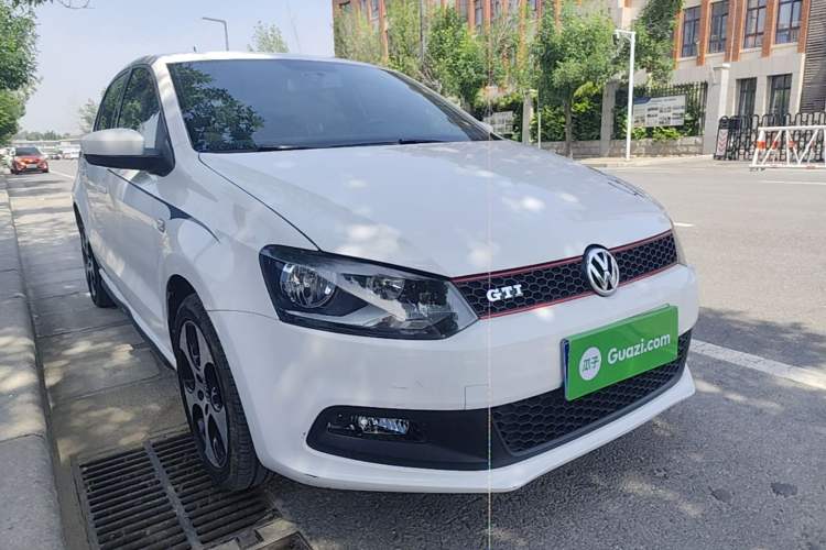 Used Volkswagen Polo 2012 1.4TSI GTI Front Right 45 Deg