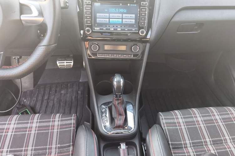 Used Volkswagen Polo 2012 1.4TSI GTI Gear Lever
