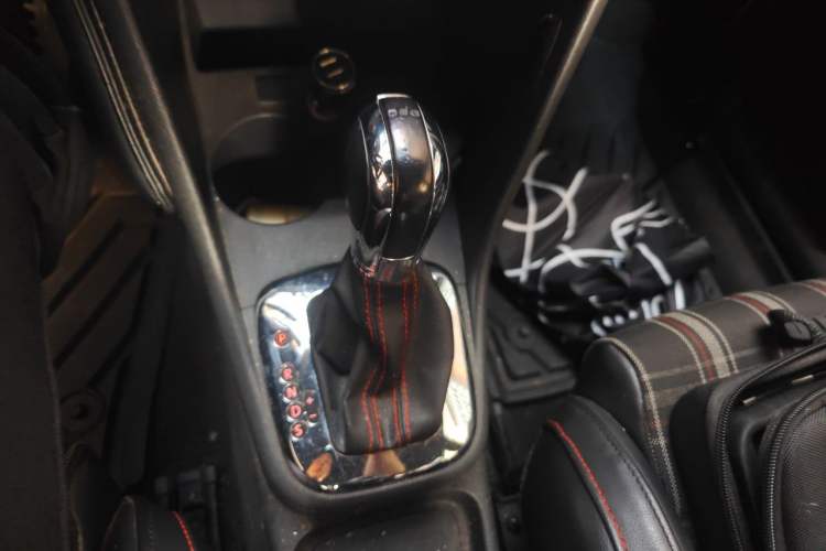 Used Volkswagen Polo 2012 1.4TSI GTI Gear Lever