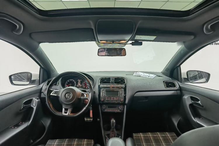 Used Volkswagen Polo 2012 1.4TSI GTI Interior 1