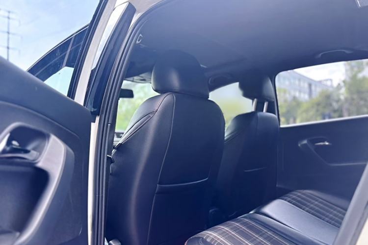 Used Volkswagen Polo 2012 1.4TSI GTI Interior 3
