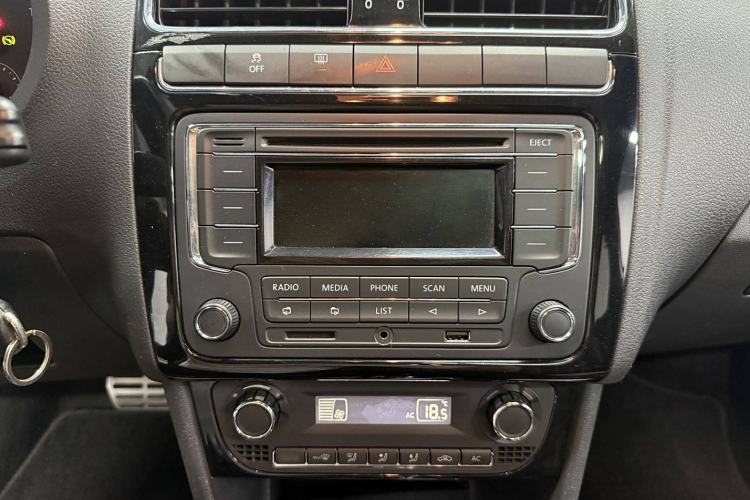 Used Volkswagen Polo 2012 1.4TSI GTI Interior 3