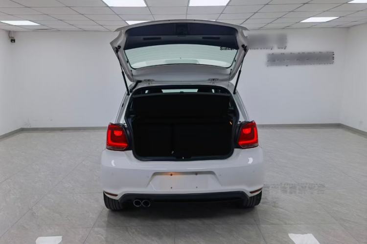 Used Volkswagen Polo 2012 1.4TSI GTI Interior 6