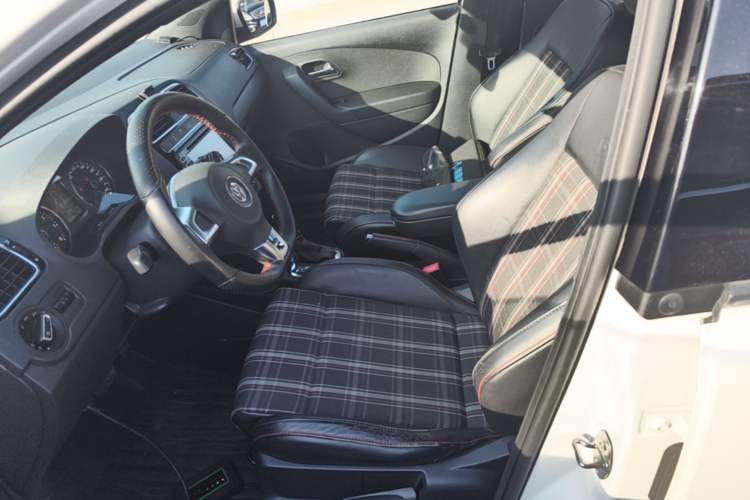 Used Volkswagen Polo 2012 1.4TSI GTI Left Front Seat