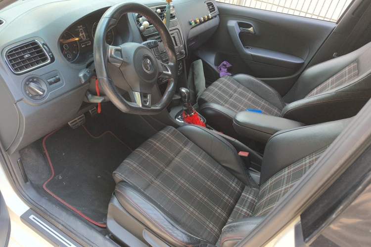 Used Volkswagen Polo 2012 1.4TSI GTI Left Front Seat
