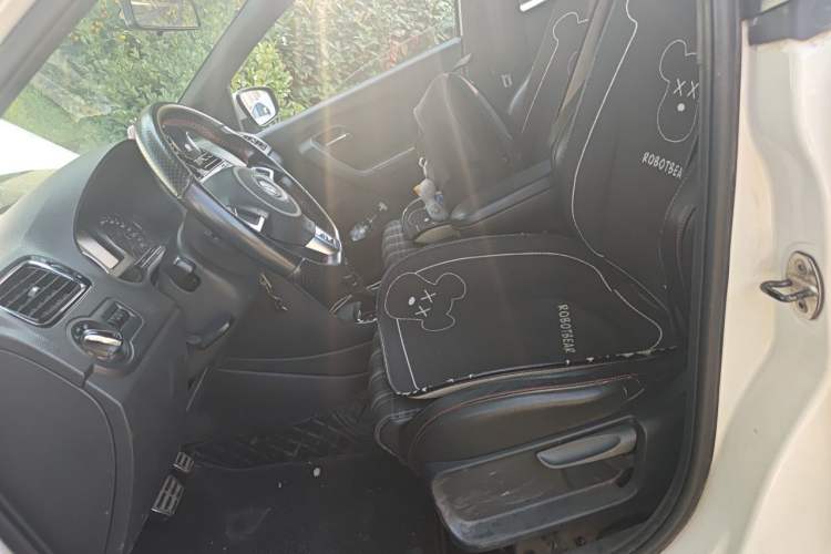 Used Volkswagen Polo 2012 1.4TSI GTI Left Front Seat