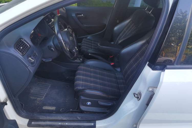 Used Volkswagen Polo 2012 1.4TSI GTI Left Front Seat
