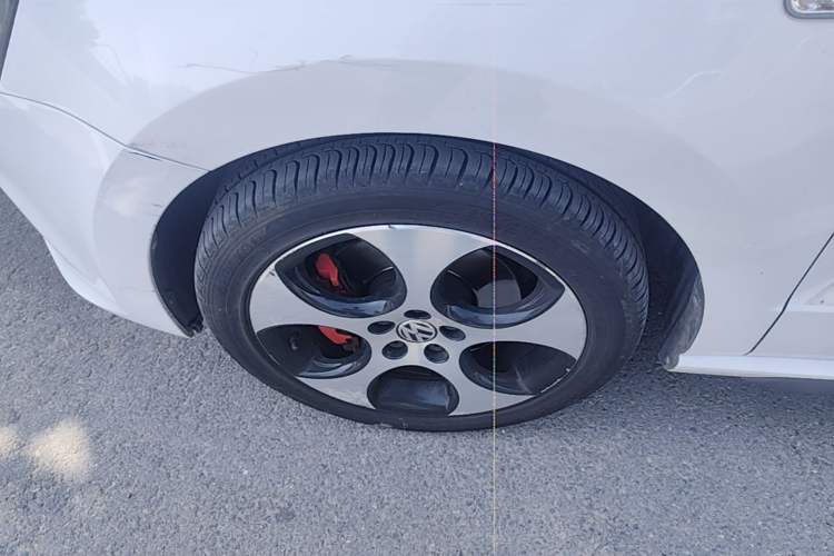 Used Volkswagen Polo 2012 1.4TSI GTI Left Front Wheel Hub