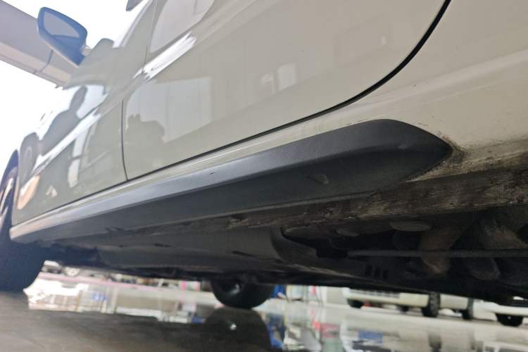 Used Volkswagen Polo 2012 1.4TSI GTI Left Side Sill
