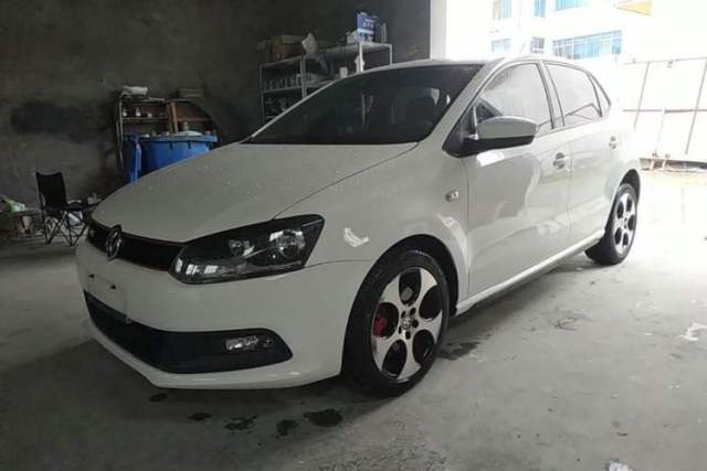 Ojetý Volkswagen Polo 2012 1.4TSI GTI