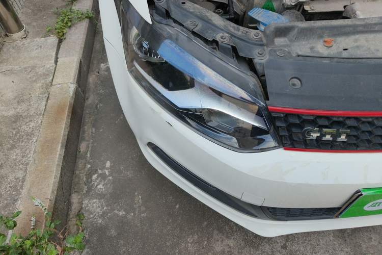 Used Volkswagen Polo 2012 1.4TSI GTI Right Front Headlight