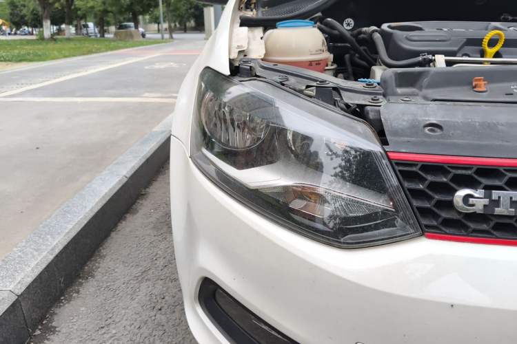 Used Volkswagen Polo 2012 1.4TSI GTI Right Front Headlight