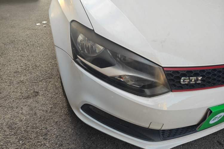 Used Volkswagen Polo 2012 1.4TSI GTI Right Front Headlight