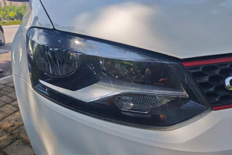 Used Volkswagen Polo 2012 1.4TSI GTI Right Front Headlight