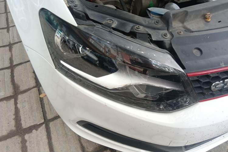 Used Volkswagen Polo 2012 1.4TSI GTI Right Front Headlight
