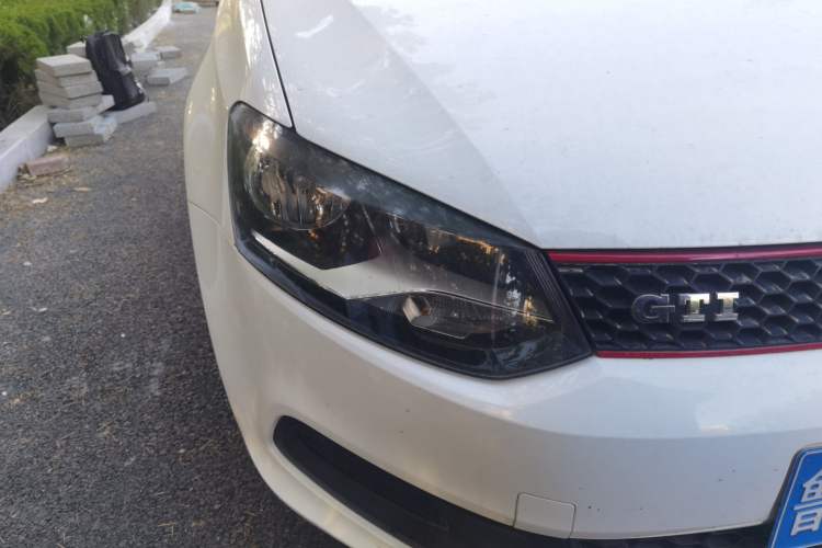 Used Volkswagen Polo 2012 1.4TSI GTI Right Front Headlight