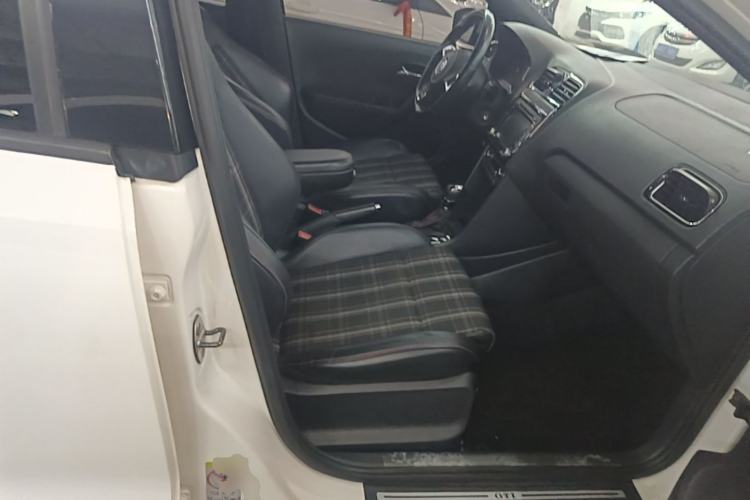Used Volkswagen Polo 2012 1.4TSI GTI Right Front Seat