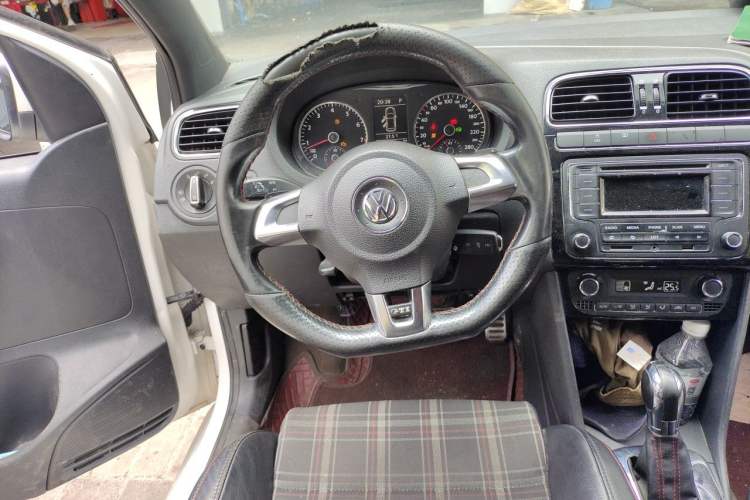 Used Volkswagen Polo 2012 1.4TSI GTI Steering Wheel