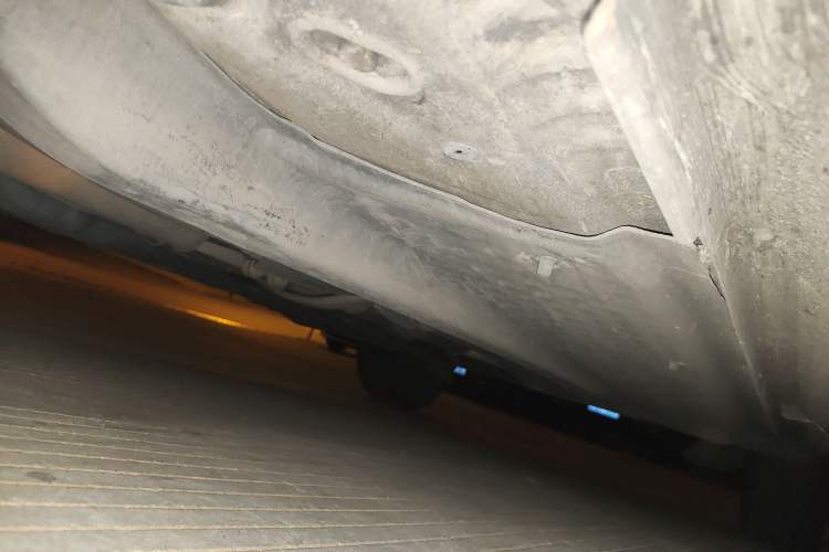 Used Volkswagen Polo 2012 1.6L Cross Polo MT Chassis Front Left
