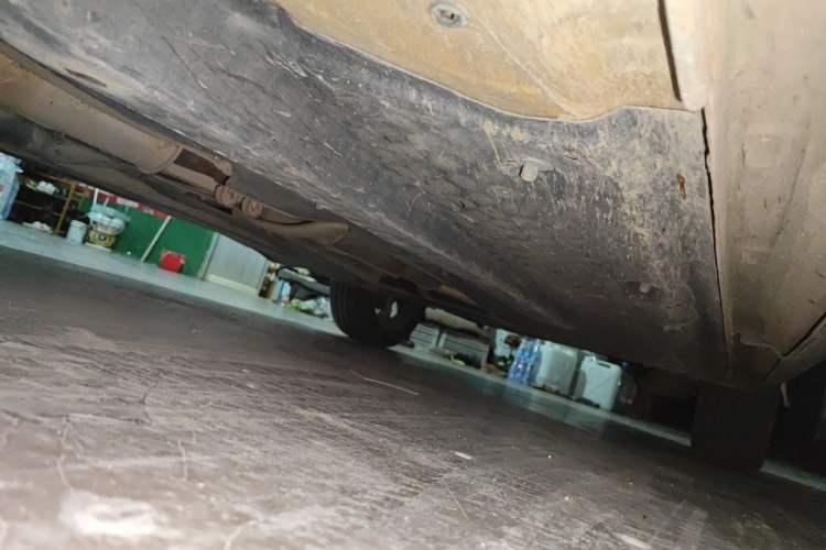 Used Volkswagen Polo 2012 1.6L Cross Polo MT Chassis Front Left