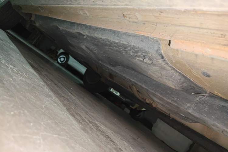 Used Volkswagen Polo 2012 1.6L Cross Polo MT Chassis Front Right