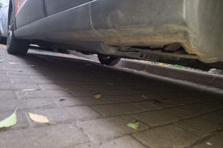 Used Volkswagen Polo 2012 1.6L Cross Polo Automatic Transmission Chassis Rear Left