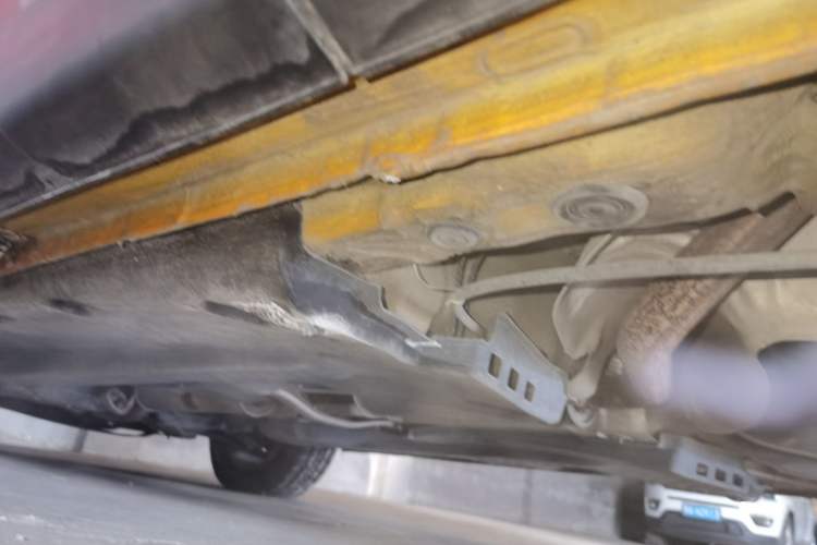 Used Volkswagen Polo 2012 1.6L Cross Polo Automatic Transmission Chassis Rear Left