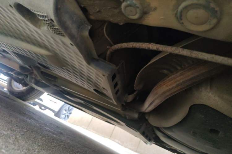 Used Volkswagen Polo 2012 1.6L Cross Polo Automatic Transmission Chassis Rear Left