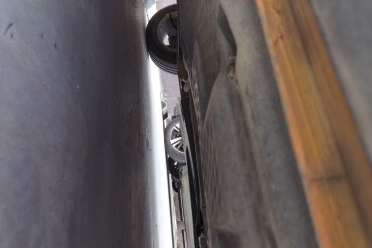 Used Volkswagen Polo 2012 1.6L Cross Polo Automatic Transmission Chassis Rear Right