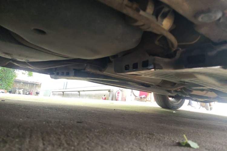 Used Volkswagen Polo 2012 1.6L Cross Polo Automatic Transmission Chassis Rear Right