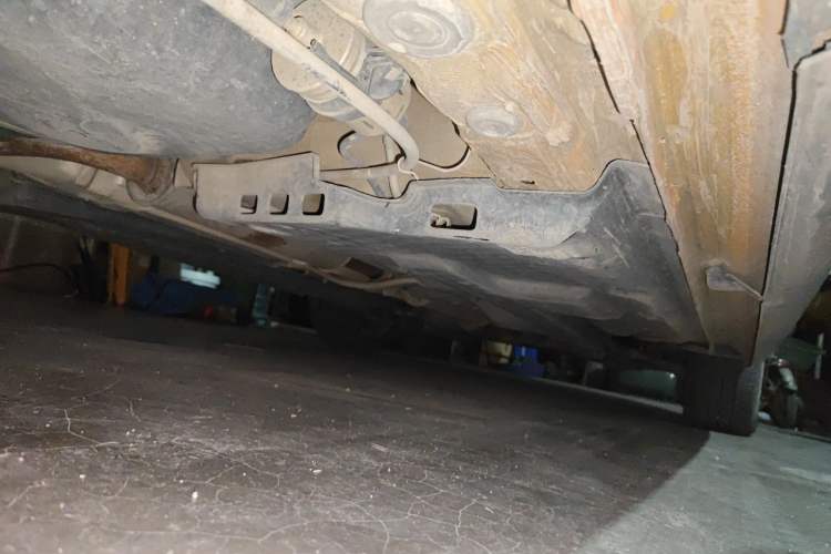 Used Volkswagen Polo 2012 1.6L Cross Polo MT Chassis Rear Right