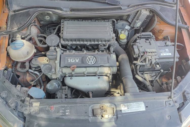 Used Volkswagen Polo 2012 1.6L Cross Polo Automatic Transmission Engine Bay