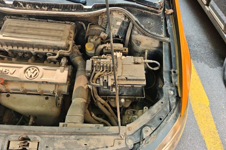 Used Volkswagen Polo 2012 1.6L Cross Polo Automatic Transmission Engine Bay Left