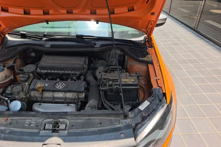 Used Volkswagen Polo 2012 1.6L Cross Polo Automatic Transmission Engine Bay Left