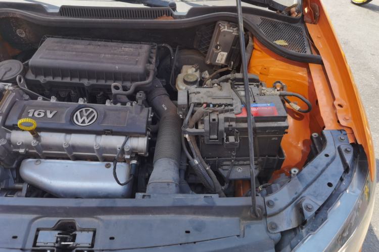 Used Volkswagen Polo 2012 1.6L Cross Polo Automatic Transmission Engine Bay Left